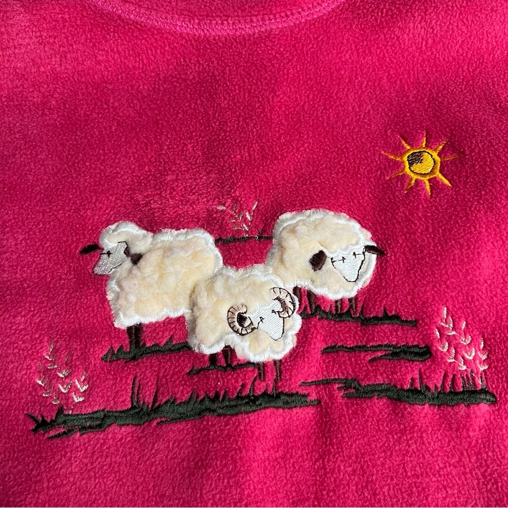 Shire‎ Classics Fleece Lamb Sheep Design Countrywear Fuschia Pullover Sweatshirt - Picture 4 of 13